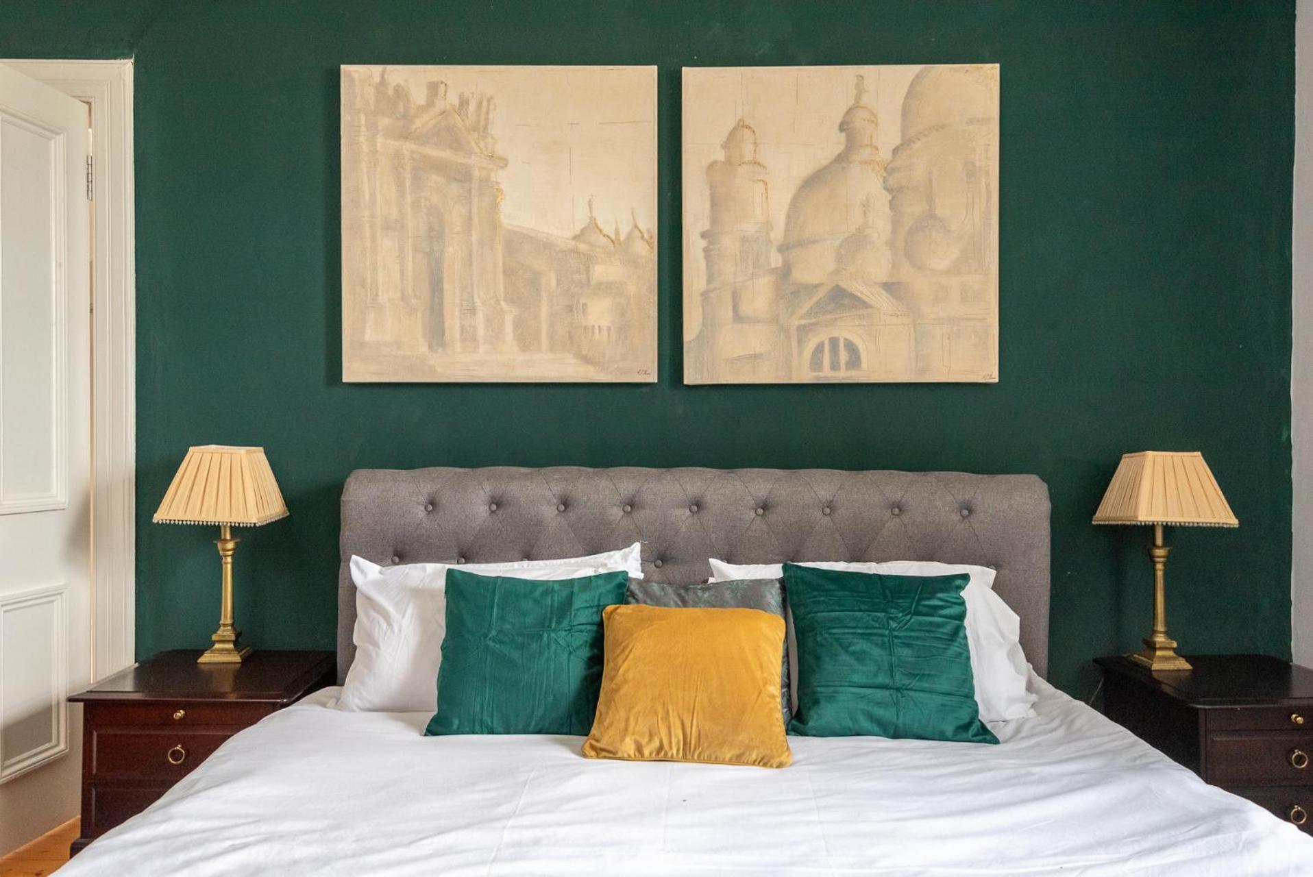 Beautiful Victorian Townhouse With Private Garden, Close To The Beach Ferienhaus *