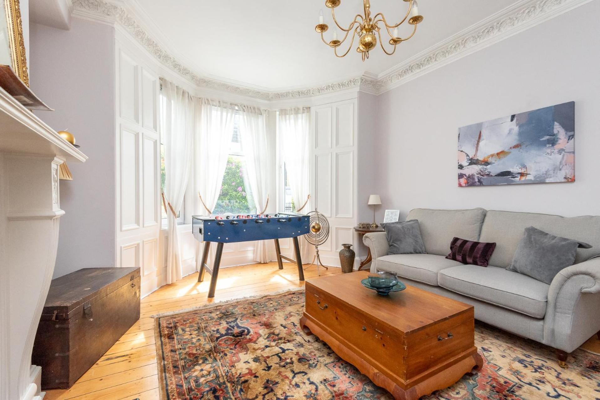 Beautiful Victorian Townhouse With Private Garden, Close To The Beach Ferienhaus
